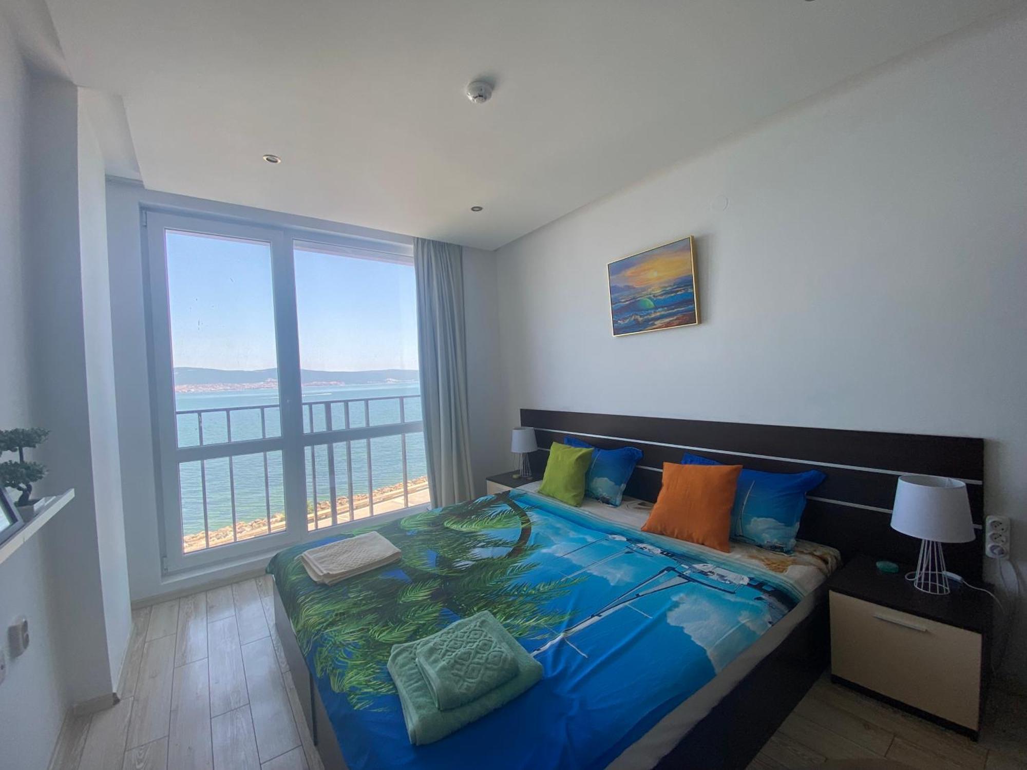 Paradiso 207 Two Bedroom Apartment เนเซบาร์ ภายนอก รูปภาพ