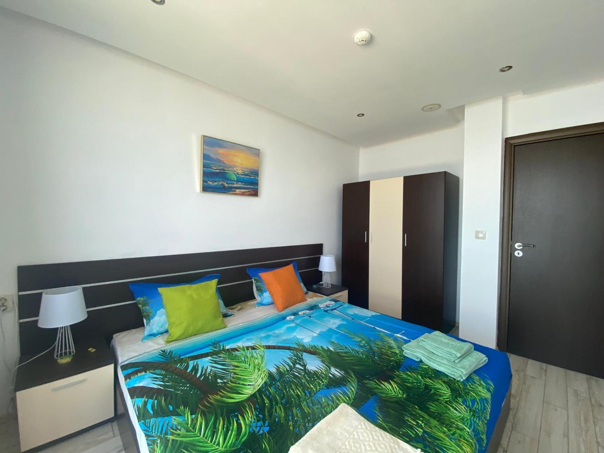 Paradiso 207 Two Bedroom Apartment เนเซบาร์ ภายนอก รูปภาพ